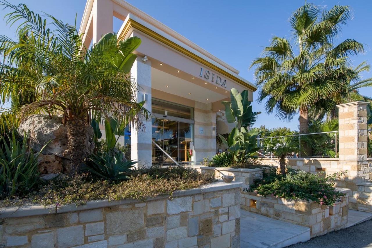 Isida Hotel Agia Marina Екстериор снимка