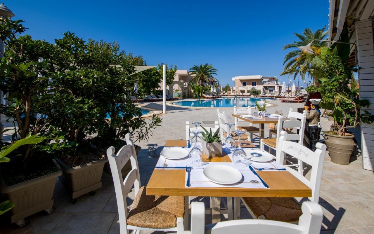 Isida Hotel Agia Marina Екстериор снимка