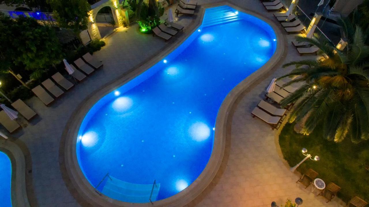Isida Hotel Agia Marina Екстериор снимка