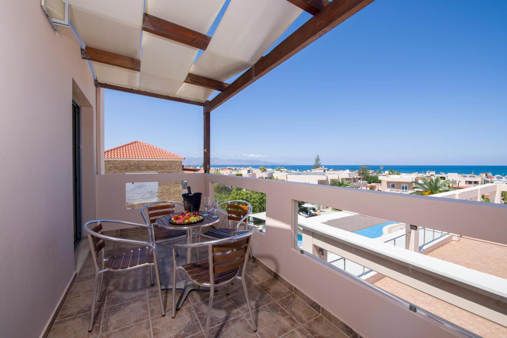 Isida Hotel Agia Marina Стая снимка
