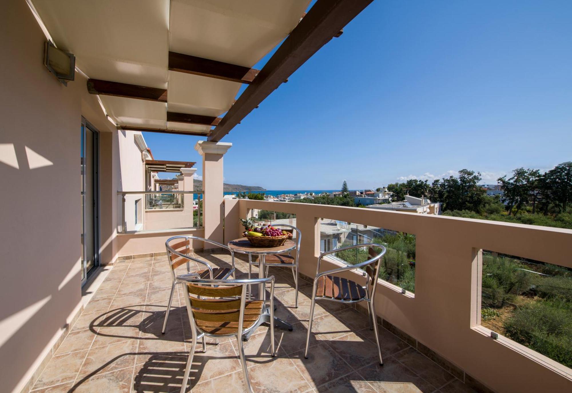 Isida Hotel Agia Marina Стая снимка